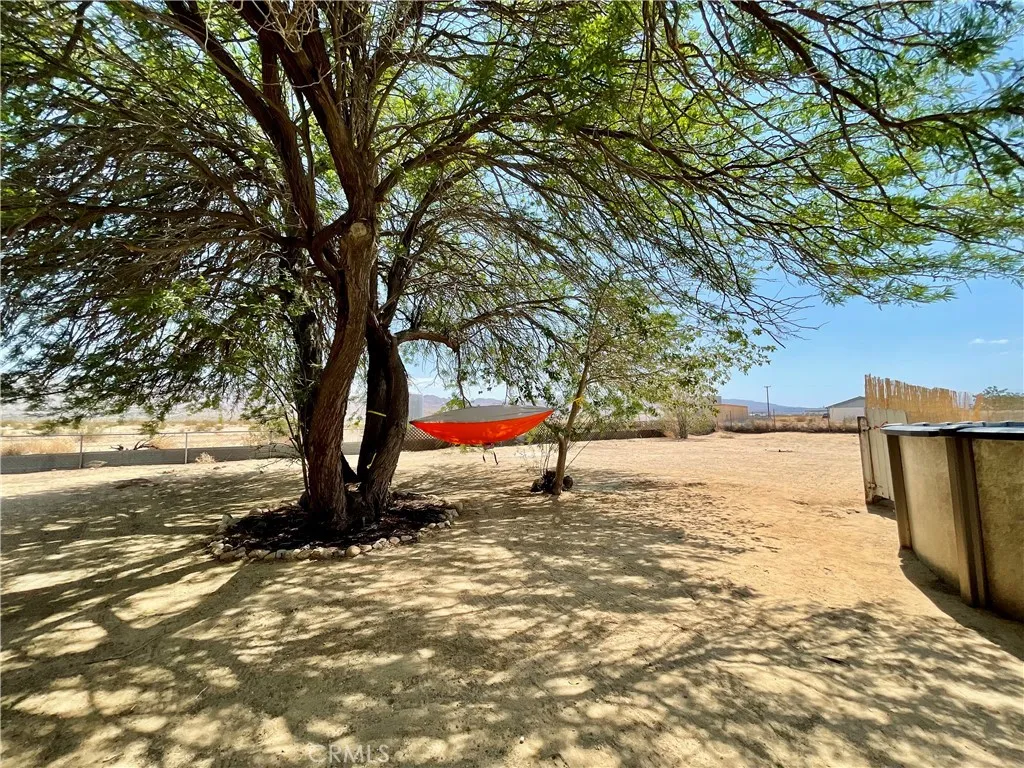 65585 4th S, Joshua Tree, California 92252 home-pic-8